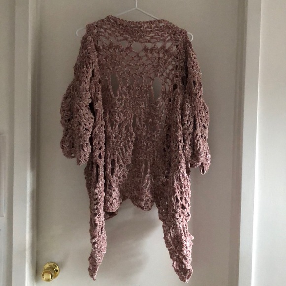 All hand crocheted velvet yarn cardigan - Picture 2 of 2